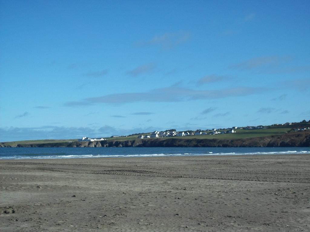 Teifi Netpool Hotel Pembroke Eksteriør billede