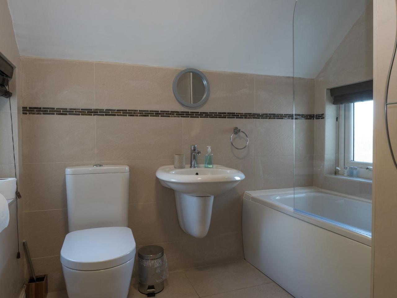Teifi Netpool Hotel Pembroke Eksteriør billede