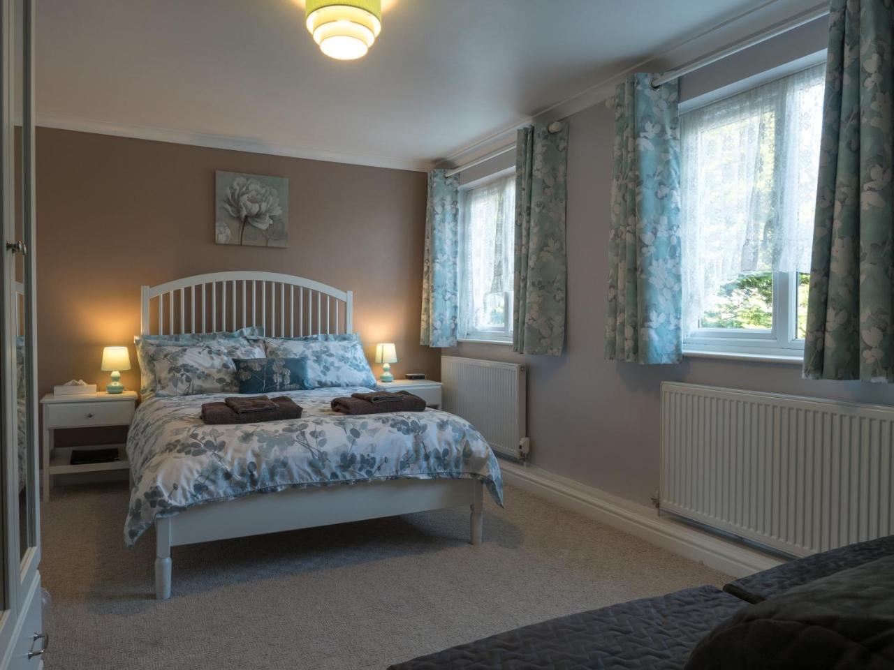 Teifi Netpool Hotel Pembroke Eksteriør billede