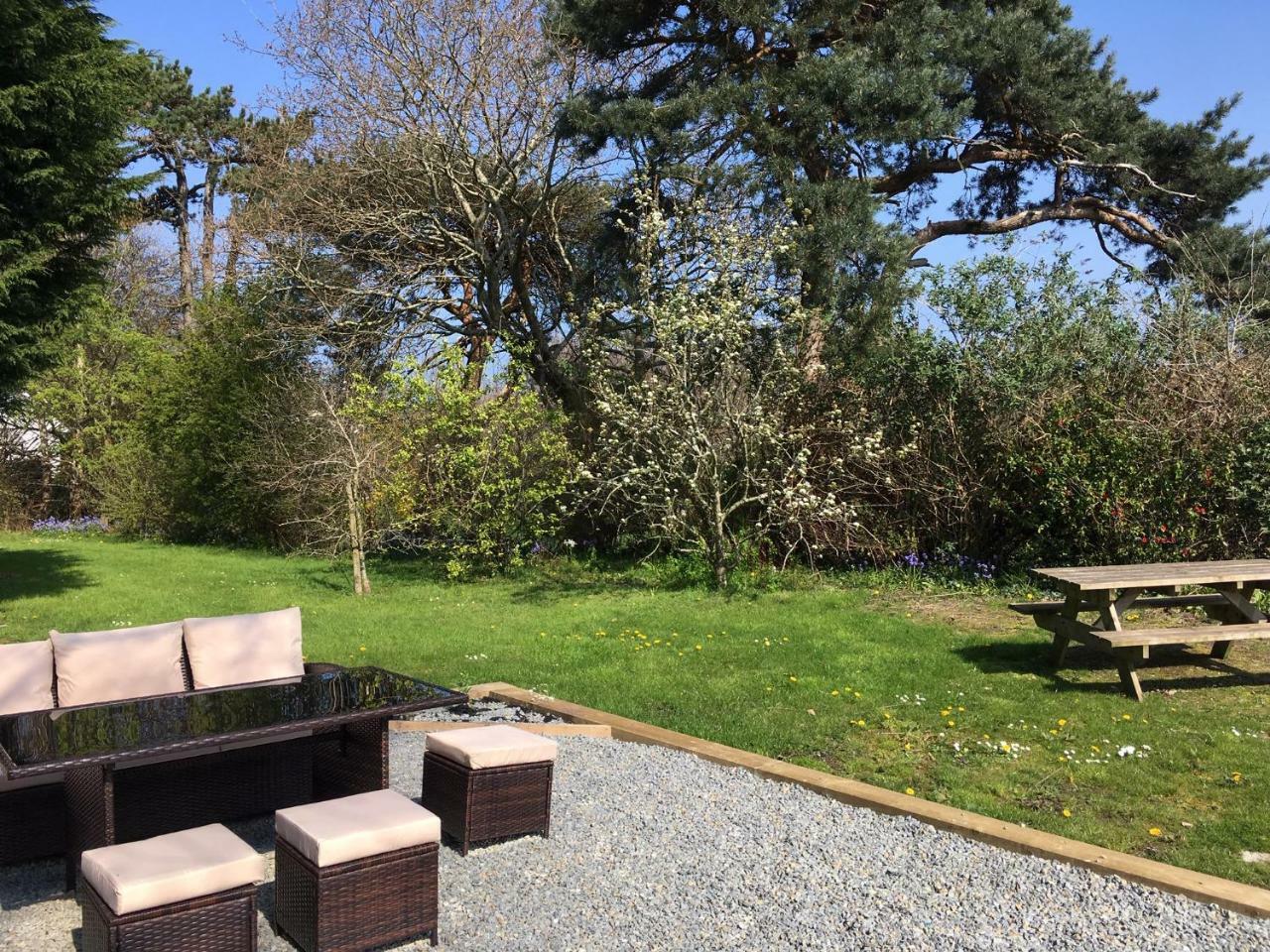 Teifi Netpool Hotel Pembroke Eksteriør billede